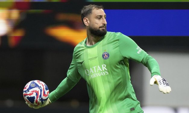 Gianluigi Donnarumma Resmi Jadi Kiper Manchester City