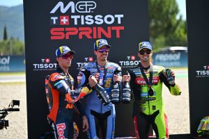 Marquez Menggila Di Catalunya: Juara Sprint Race Duel Sengit!