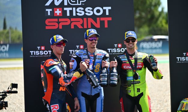Marquez Menggila Di Catalunya: Juara Sprint Race Duel Sengit!