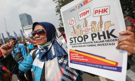 Aturan Baru Outsourcing Di Uji Di Tengah Bayang-Bayang PHK