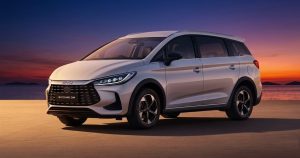 BYD M6 DM Mengaspal Di Indonesia, Plug-in Hybrid Super Irit
