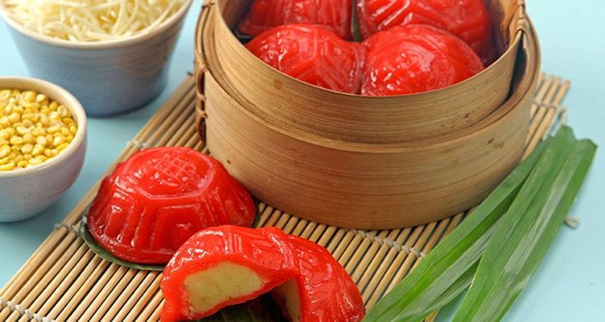 Ang Ku Kueh Peranakan: Makna Filosofis Kue Kura-Kura Merah