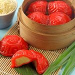 Ang Ku Kueh Peranakan: Makna Filosofis Kue Kura-Kura Merah