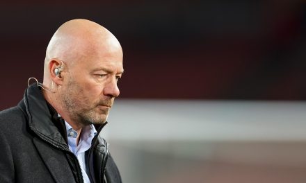 Alan Shearer: Penerbangan 5 Jam Jadi Ujian Berat Timnas Inggris
