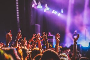 War Tiket Memanas: Konser Musisi Internasional Di Indonesia