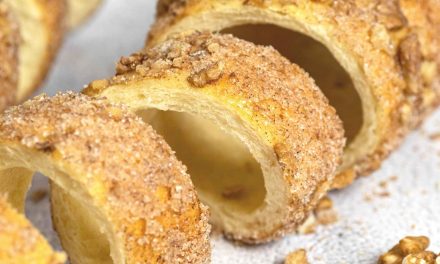 Mengenal Chimney Cake, Roti Tradisional Unik Khas Hongaria
