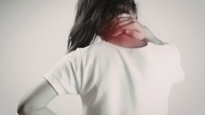 Waspada Text Neck Remaja: Pentingnya Peregangan Bahu Rutin