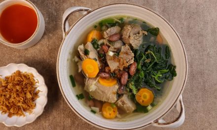 Kesegaran Sup Senerek Dengan Kaldu Daging Sapi Gurih